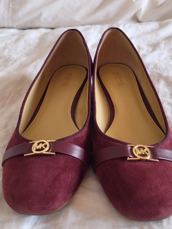 Michael Kors Mindy Flex Plum Burgundy Suede Ballet Flats Gold MK Logo Size 8 - Picture 4 of 14
